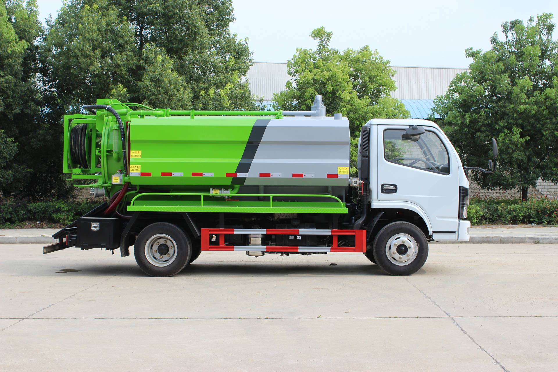 今日推薦 國六6方清洗吸污車與冷藏車，長期現(xiàn)車供應