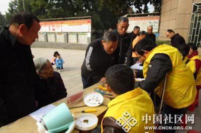 葉子服務(wù)社進社區(qū) 開展為民服務(wù)活動